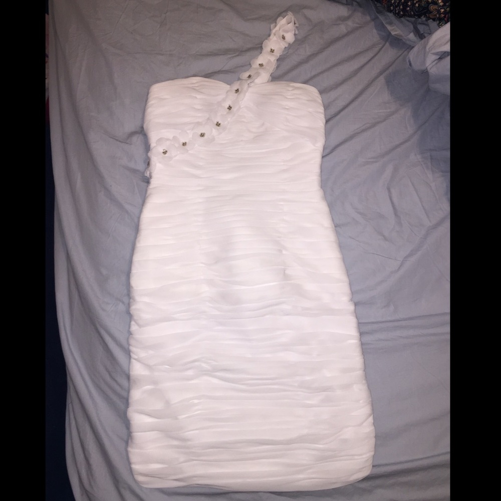 White one shoulder chiffon homecoming dress